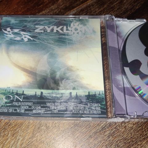 Zyklon 🇧🇻 Norsk death metal 2003