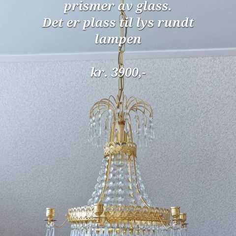 Fantastisk lysekrone med glassprismer