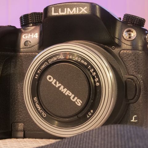Lumix GH4 to stk kamerahus. (Ikke linser)