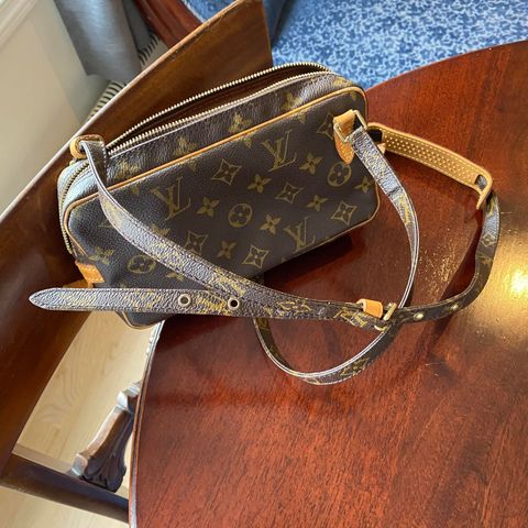 Louis Vuitton Shoulder Bag Pochette Marly Bandouliere