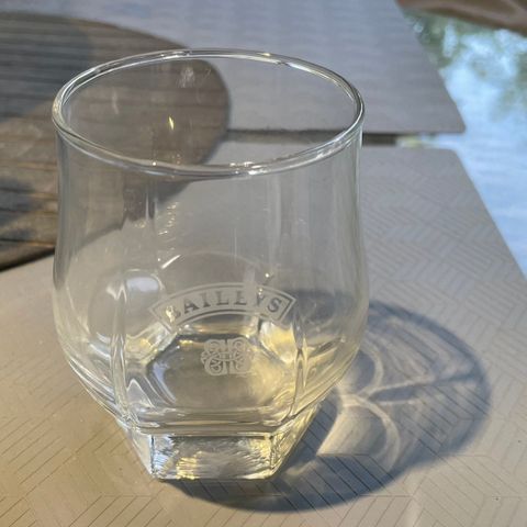 Bailys Glass