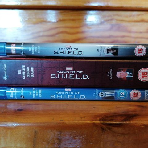 Agents of shield Sesong 1 -  3 på blu ray