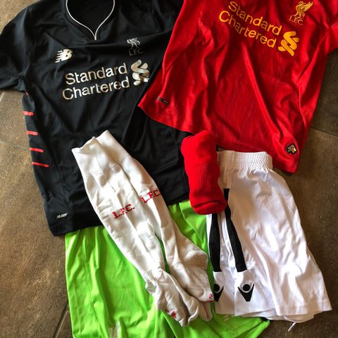 Liverpool klær