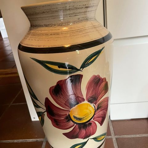 Vase fra west german