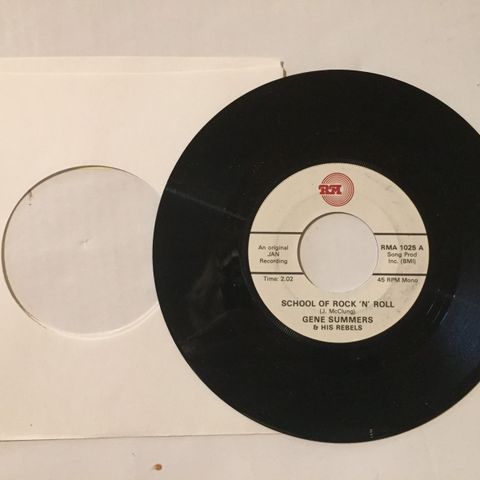 GENE SUMMERS & HIS REBELS / SCHOOL OF ROCK 'N' ROLL - 7" VINYL SINGLE