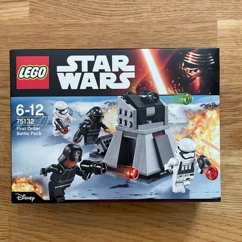 Ny/Uåpnet LEGO Star Wars 75132 First Order Battle Pack