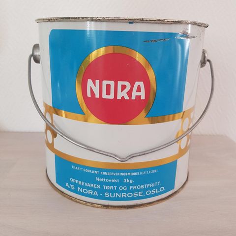 Nora syltetøy metallspann selges