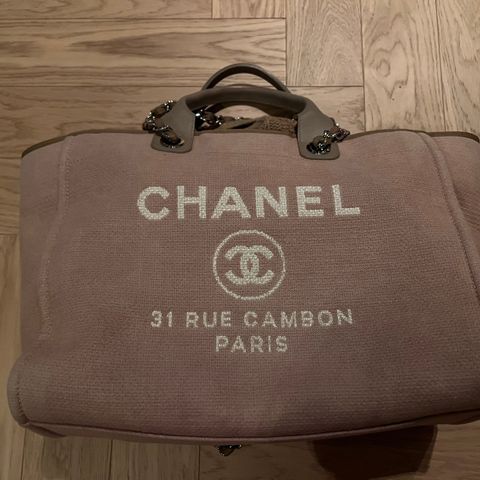 Chanel Deauville tote bag large