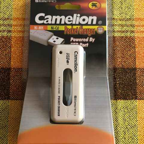 NY CAMELION USB BATTERILADER FOR NiMH/NiCd, 2xAA/2xAAA