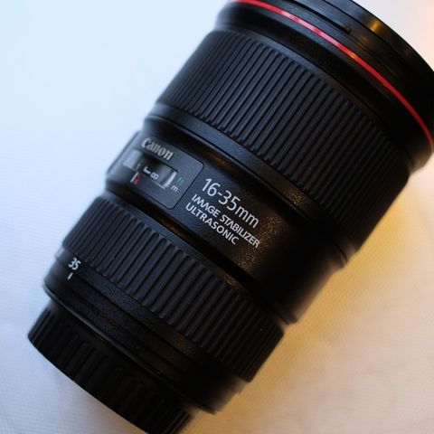 Canon EF 16-35mm f/4L IS USM