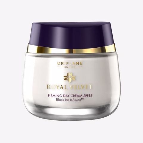 Royal Velvet dagkrem SPF 15. Ubrukt. TILBUDSPRIS!