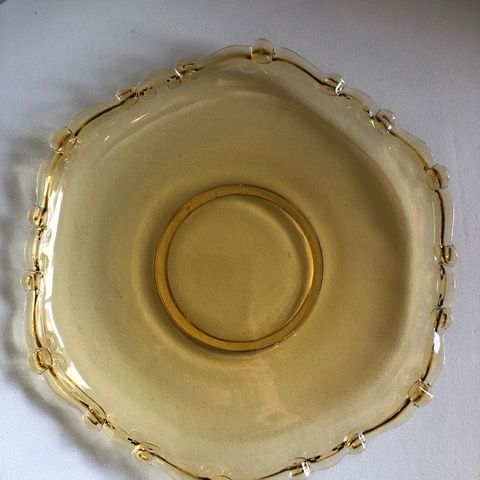 Glass fat rav amber gul/brun, stort 24 cm diameter, pressglass gammel