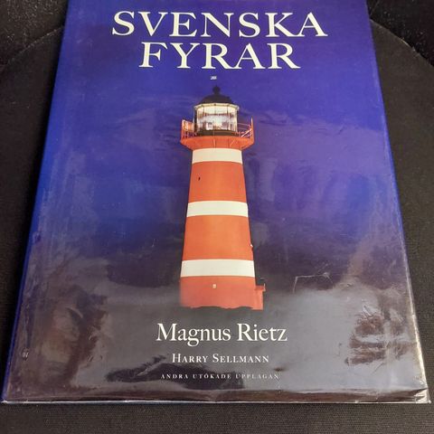 Rietz, Magnus.  Svenska fyrar. Fyrtårn