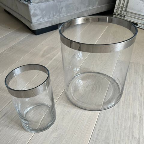 Lyslykter/vase i sett fra Riviera Maison med sølvkant