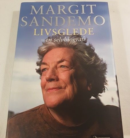 Livsglede – en selvbiografi – Margit Sandemo