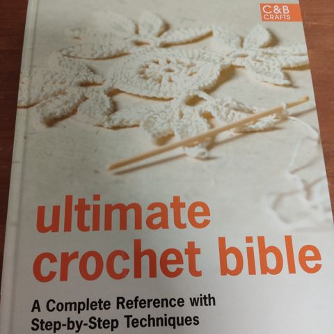 Ultimate crochet bible. Hekling