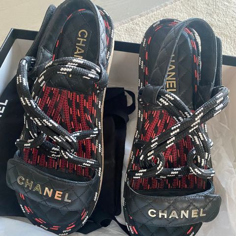 Chanel sandaler