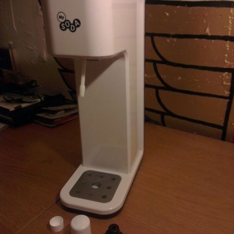 Sodastream Air Fryer Moulinex Frityrkoker Vannkoker Vifte Sterilisator Lampe