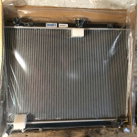 Radiator Pajero 3,2 gen 3.