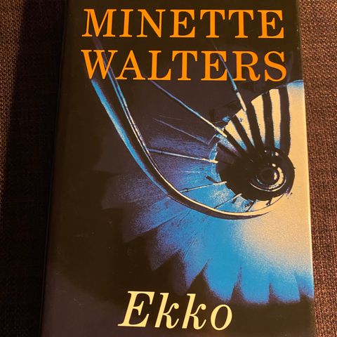 Ekko * Minette Walters