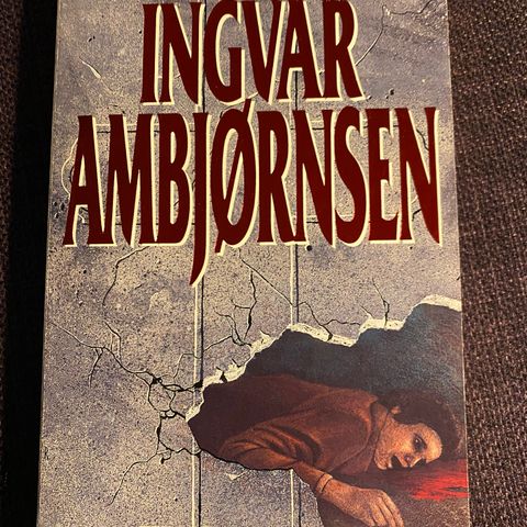 Heksenes kors * Ingvar Ambjørnsen