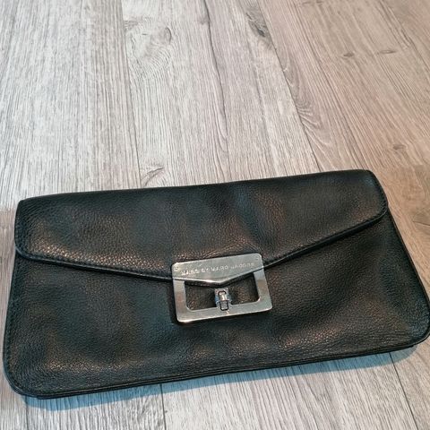 Marc by marc jacobs clutch