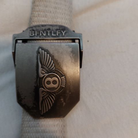 Bently beltespenne