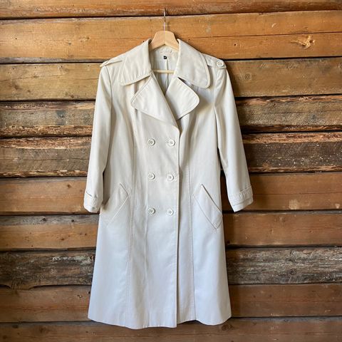 Vintage trenchcoat