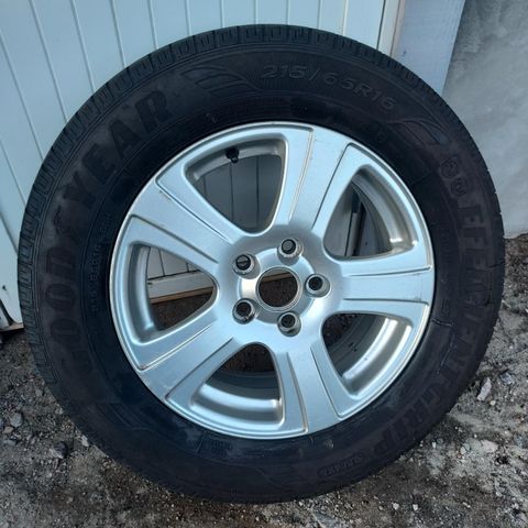 Reservehjull  215/65 R16 på 5×114,3