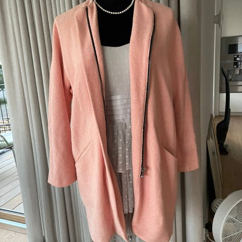 Rosa Kåpe /  Blazer fra Zara Woman