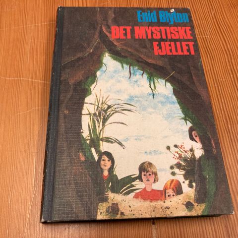 Enid Blyton : DET MYSTISKE FJELLET