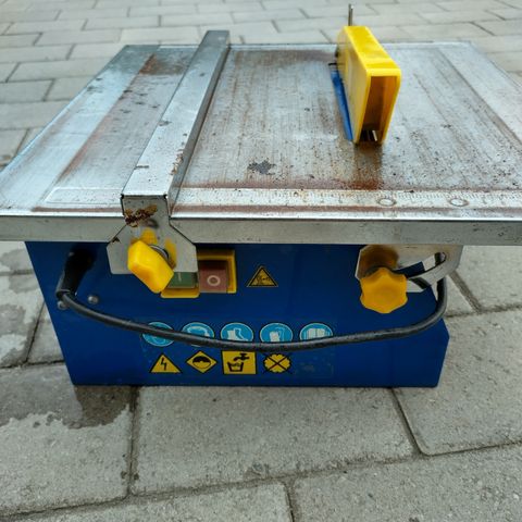 Skifer kutter  Mega Tools 600W Diamant kutter