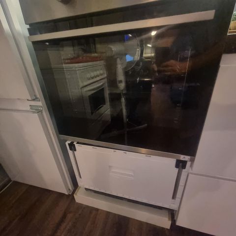 Electrolux innebygningsovn cob100x