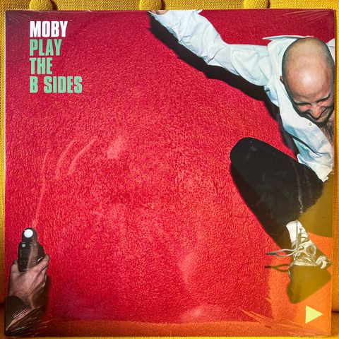 Moby - Play: The B Sides uåpnet og forseglet