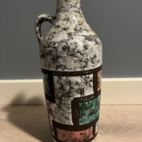 Retro Strehla vase