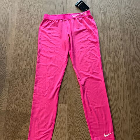 Ny Nike Pro dame sportsklær str L -XL tights og sport bh