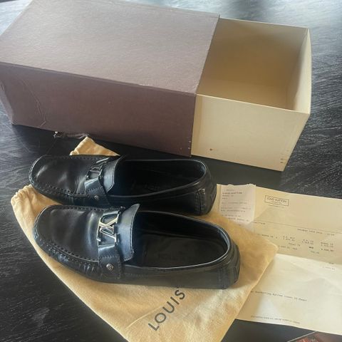 Louis Vuitton Sorte herre loafers str 44-45