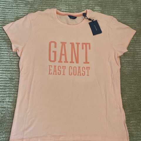 Ubrukt! Flott t-skjorte fra Gant str 16 år
