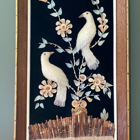 Bilde dekorert med skjell i pen tre-ramme 70 x 40 cm