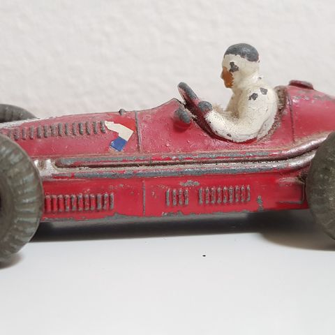 Maserati Racing Car. Dinky Toys No. 231. Made in England 1954-1962