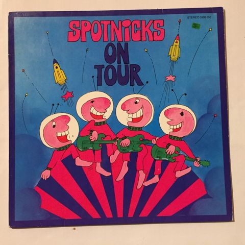 SPOTNICKS / ON TOUR - VINYL LP