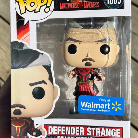 Funko Pop! Defender Strange | Doctor Strange in the Multiverse of Madness (1009)