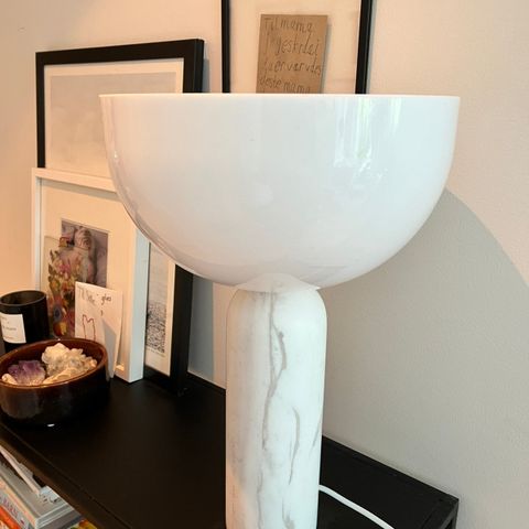 Kizu Bordlampe Stor Hvit Marmor, New Works