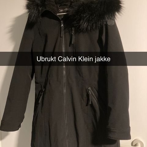 Calvin Klein jakke selges