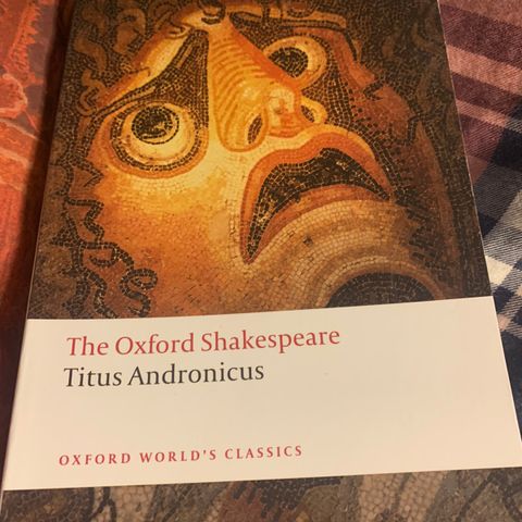 William Shakespeare sin bok Titus Andronicus til salgs.
