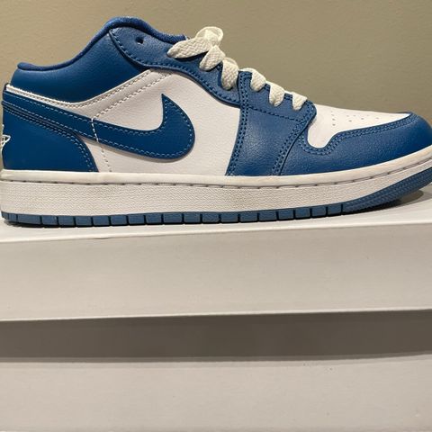 Nike Air Jordan 1 Low marina blue-white