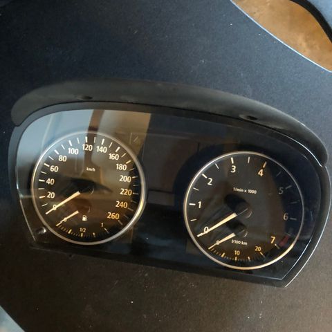 BMW E9x Speedometer