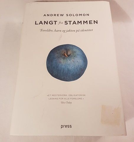 Langt fra stammen – foreldre, barn og jakten på identitet – Andrew Solomon