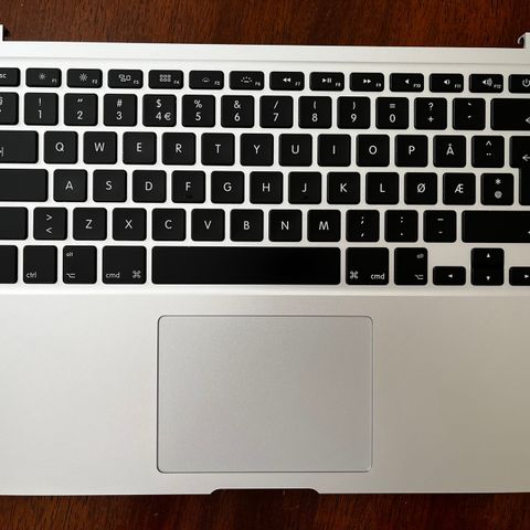 Nærmest strøken MacBook Air 13" A1466 Upper Case (Mid 2013 til 2017)