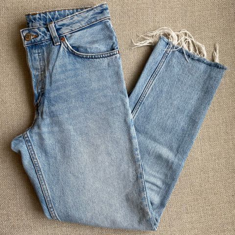 Jeans strl S (W26/L31)